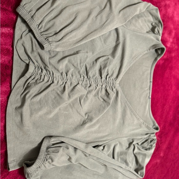 Banana Republic stretch jerseys balloon sleeve cropped tops- L - Picture 7 of 8